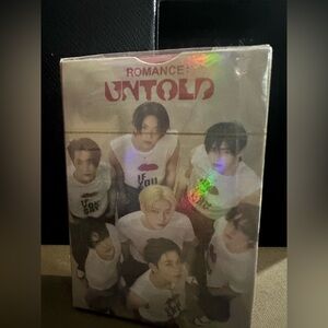 Romance Untold Album Features multiple images of the group, 55pcs